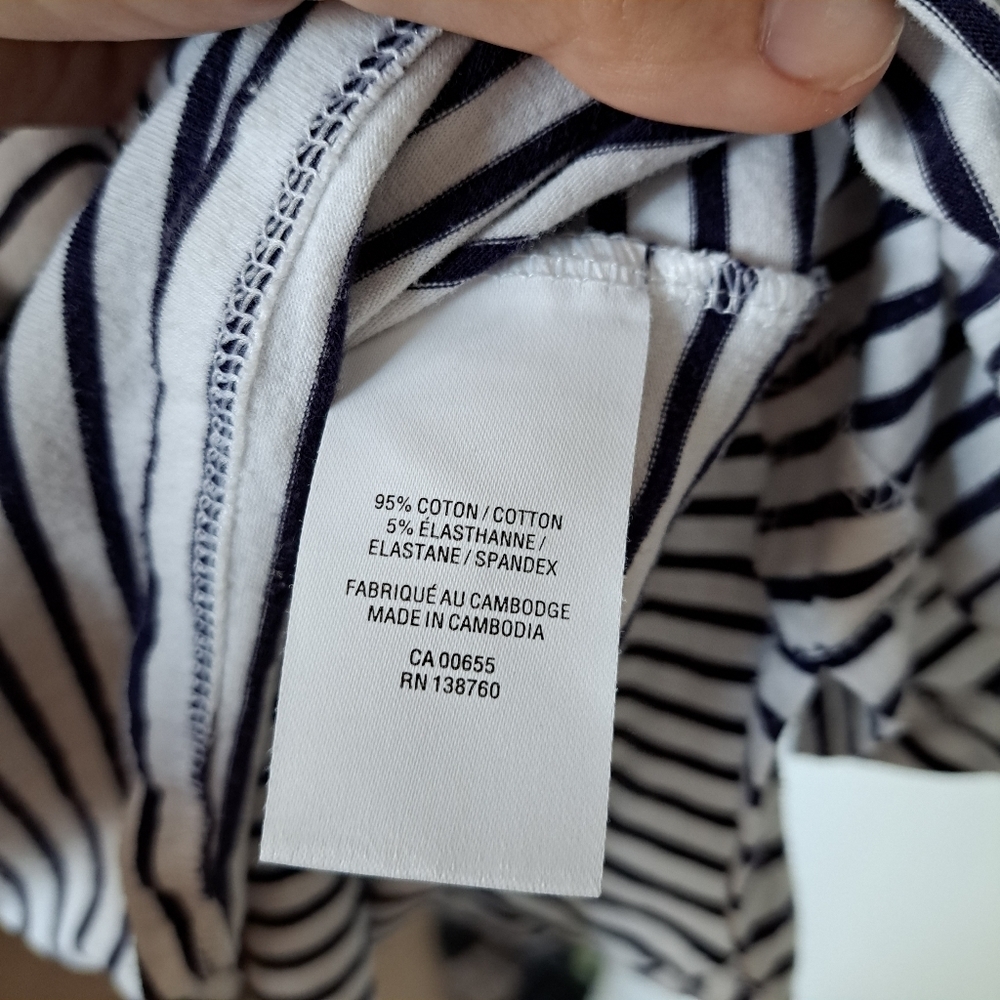 Reitmans | Black & White striped half sleeve women's sweater - Picture 8 of 14